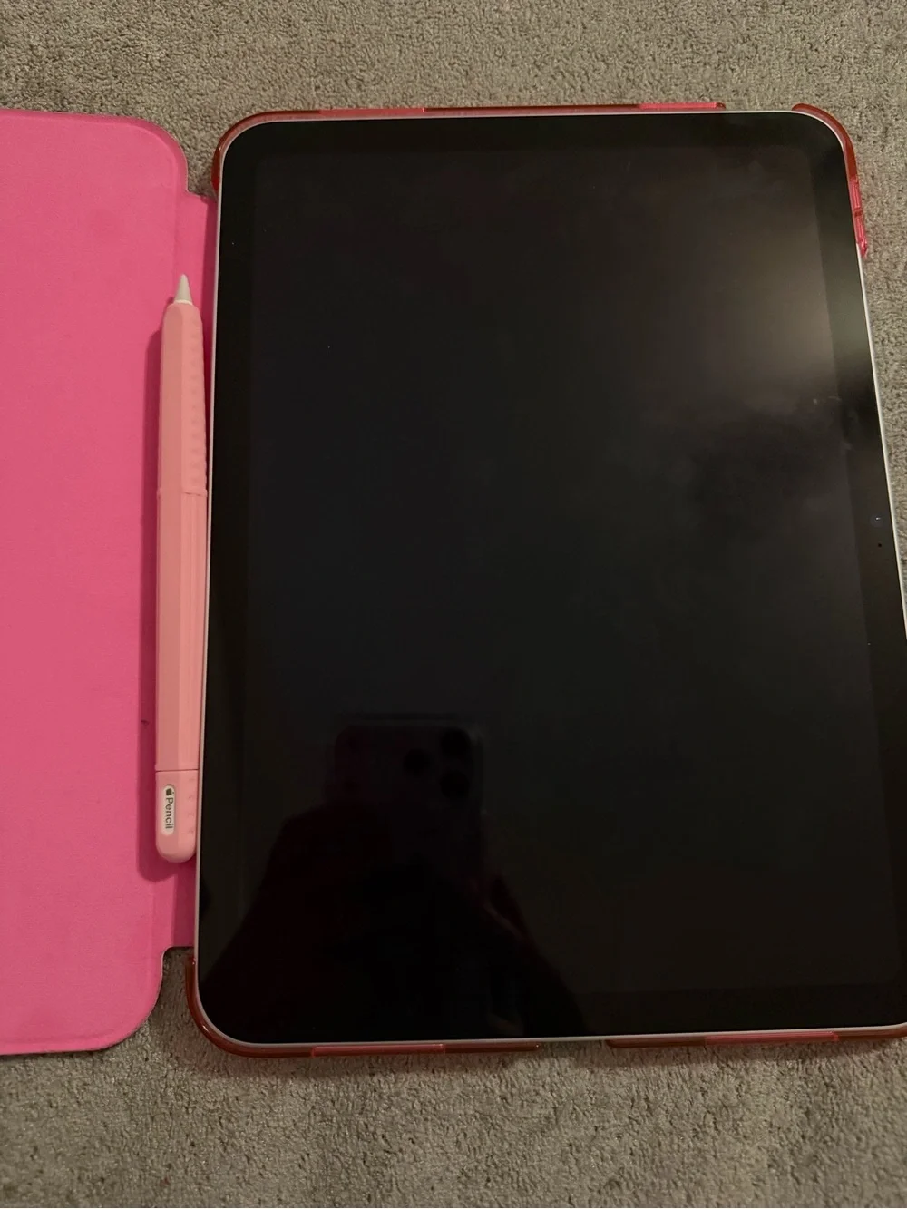 Apple iPad in Black with Multicolor Display